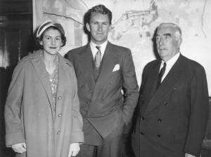 Tammy Malcolm and Prime Minister Robert Menzies.